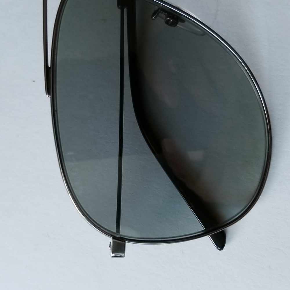 Gucci Aviator Sunglass - Picture 4 of 12
